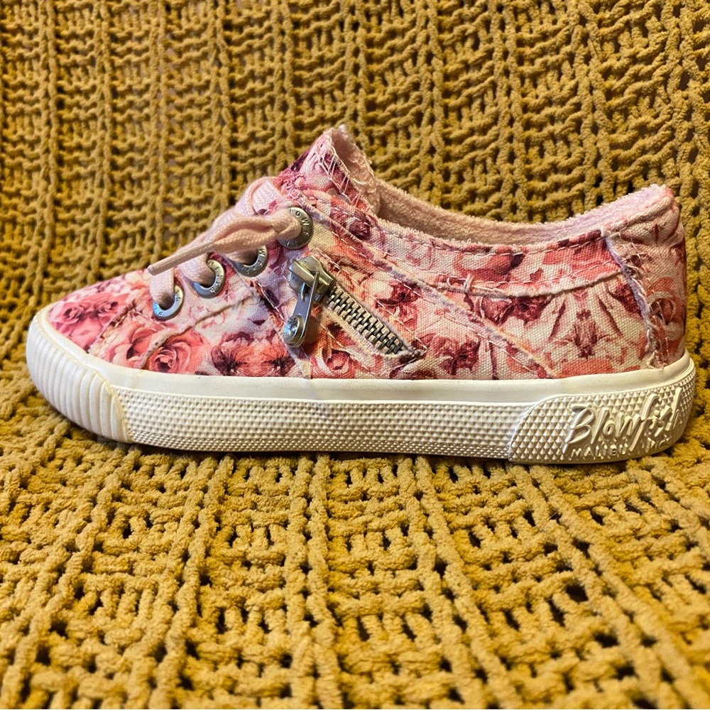 Kids Blowfish shoe, size 1